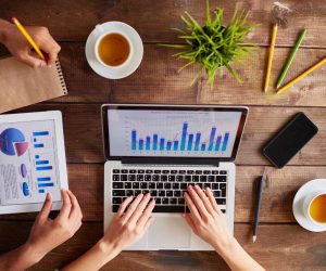 بهترین مشاغل برای فریلنسری : درآمد کدامیک بیشتر است؟